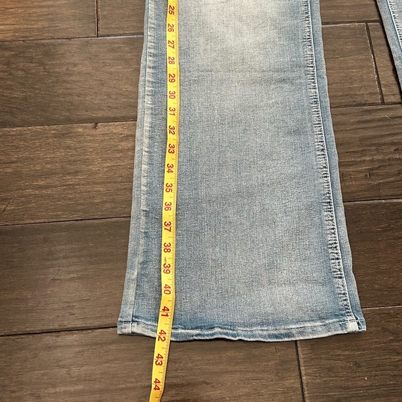 Yellowstone Dutton Ranch Jeans Womens XXL 37 Waist Boot Cut Denim White Washed - Picture 13 of 14